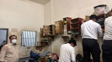 Perketat Pengawasan, Kalapas Pancur Batu Pimpin Langsung Razia Kamar Hunian Warga Binaan